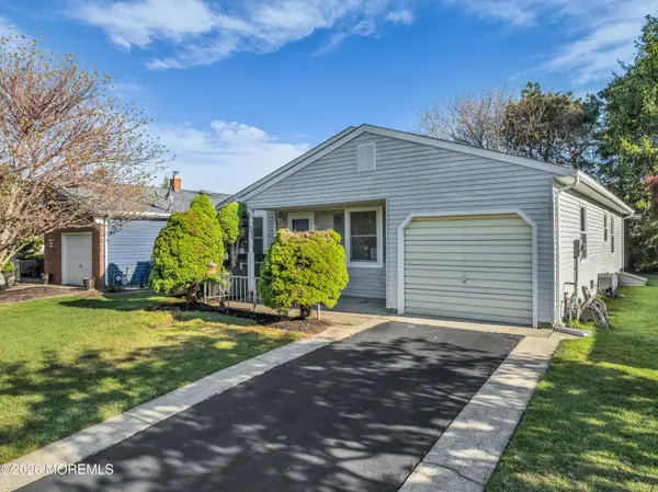 3 Madras Court, Toms River, NJ 08757