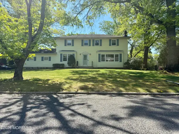 14 Silverbrook Place, Lincroft, NJ 07738