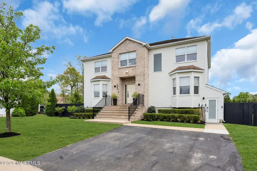 30 Independence Court, Lakewood, NJ 08701 - #2