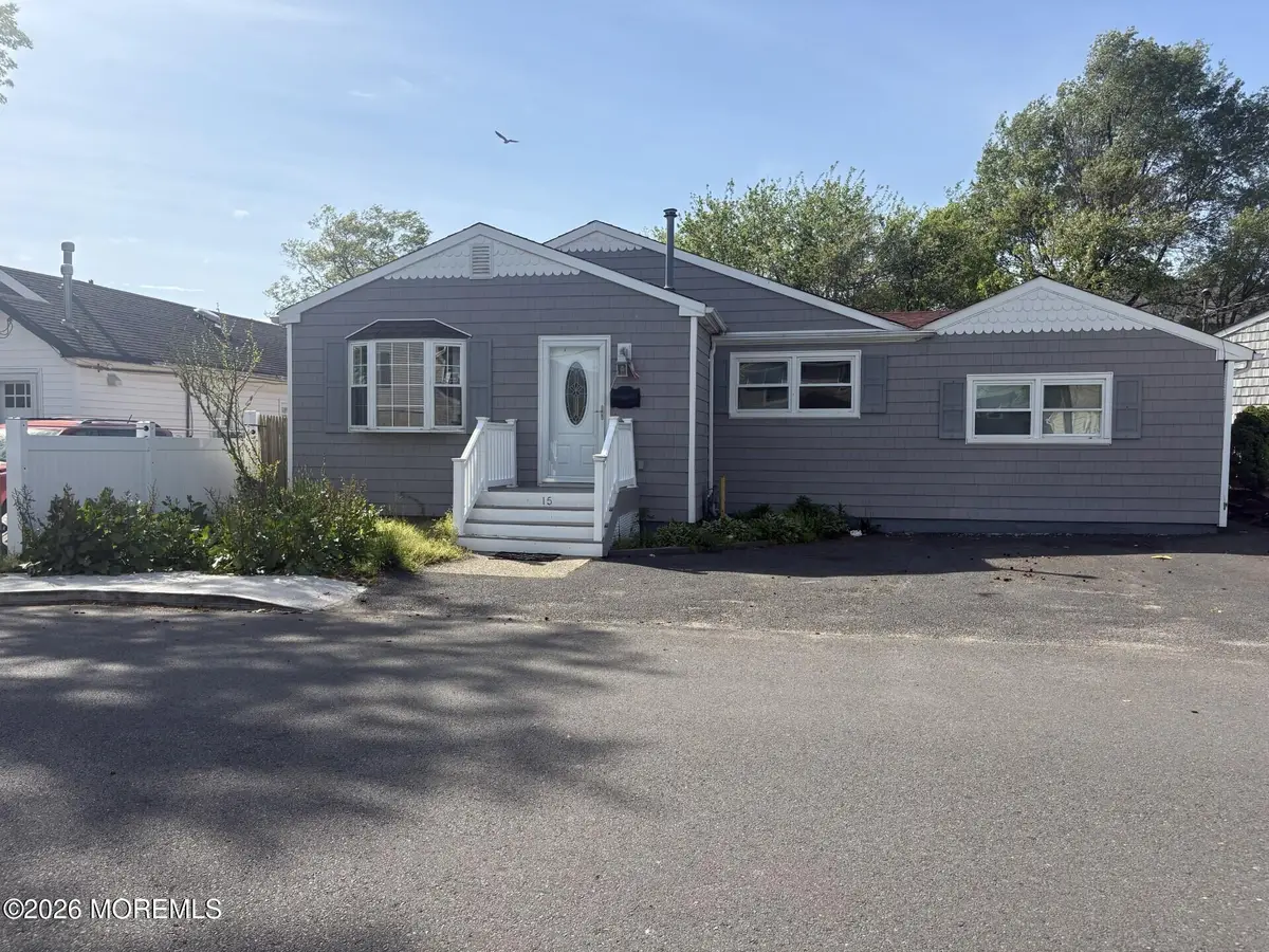 15 Saint James Place, Keansburg, NJ 07734 - #1