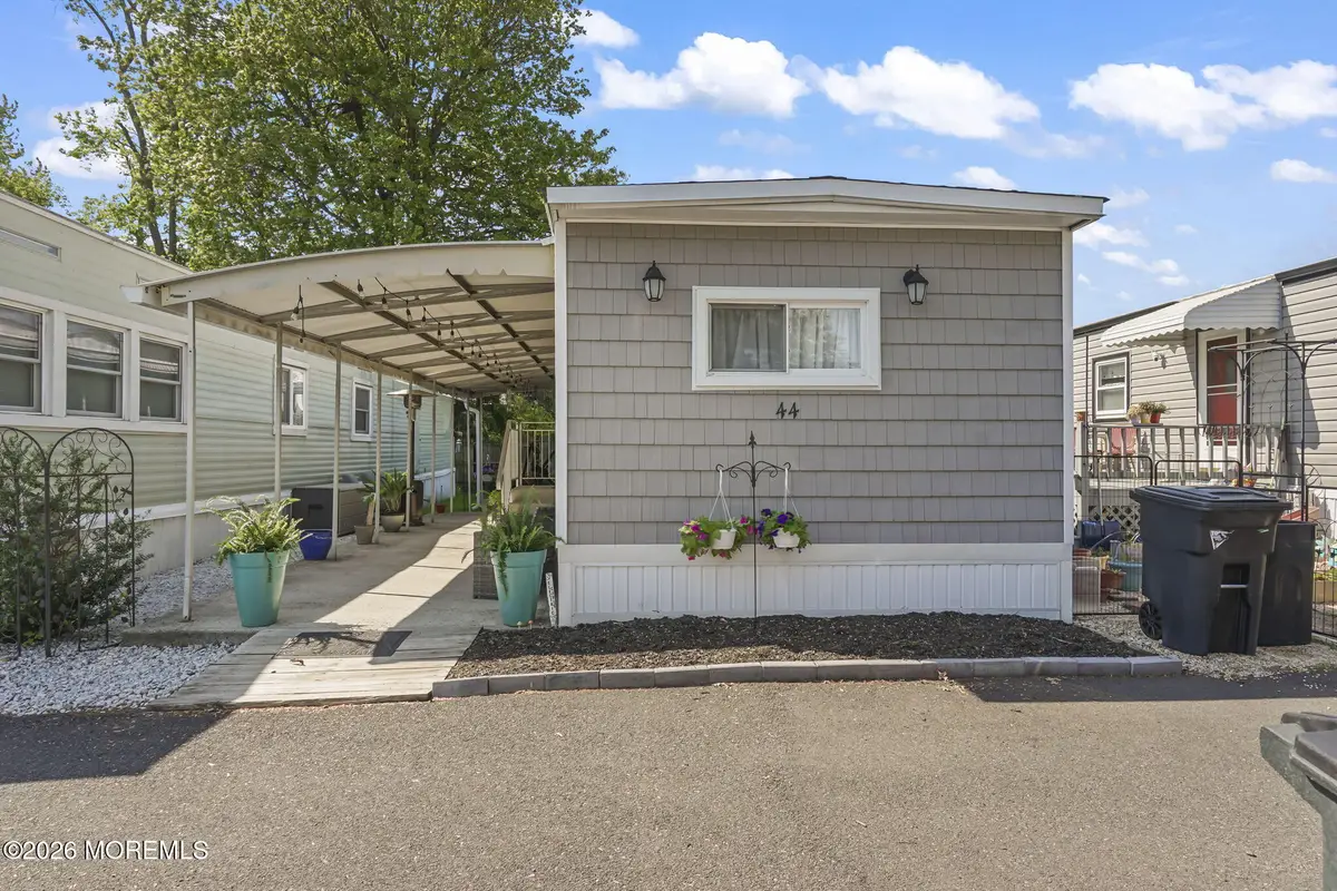 44 Sams Trailer Ct Court, Hazlet, NJ 07730 - #1