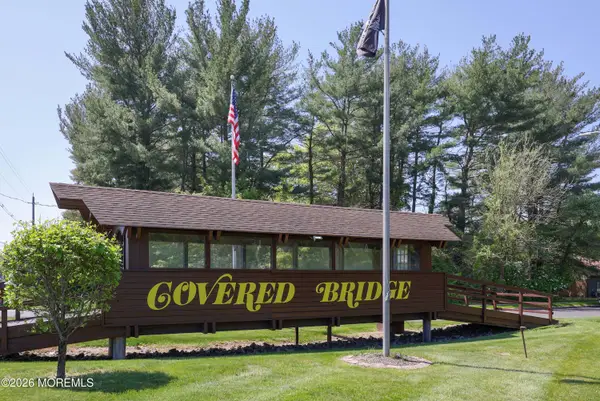 240 Medford Court #A, Manalapan, NJ 07726