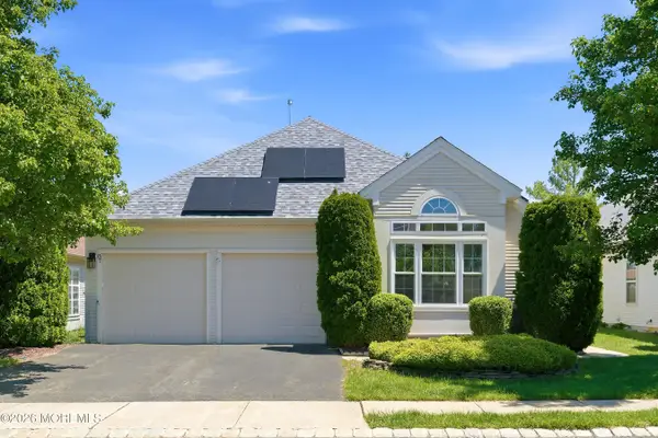 87 Halsted Drive, Manchester, NJ 08759