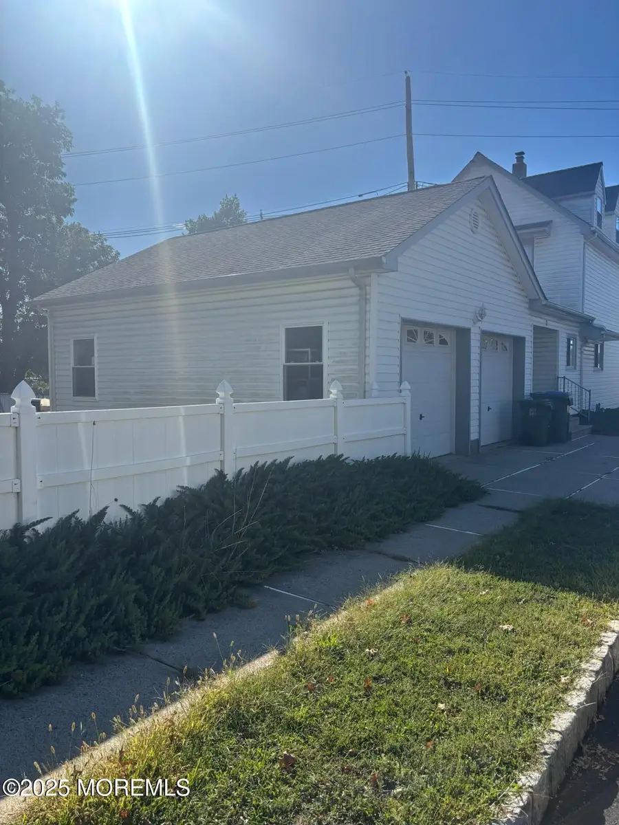 7 Candy Court, Edison, NJ 08817 - #3