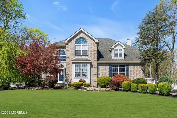 95 Erin Drive, Jackson, NJ 08527