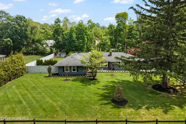 17 Ballantine Road, Middletown, NJ 07748