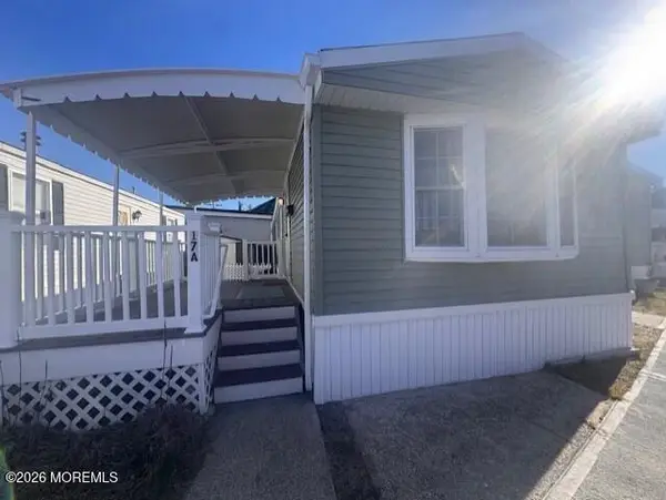 17 Avenue A, Hazlet, NJ 07730