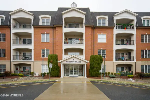 319 Regency Place #319, Woodbridge, NJ 07095