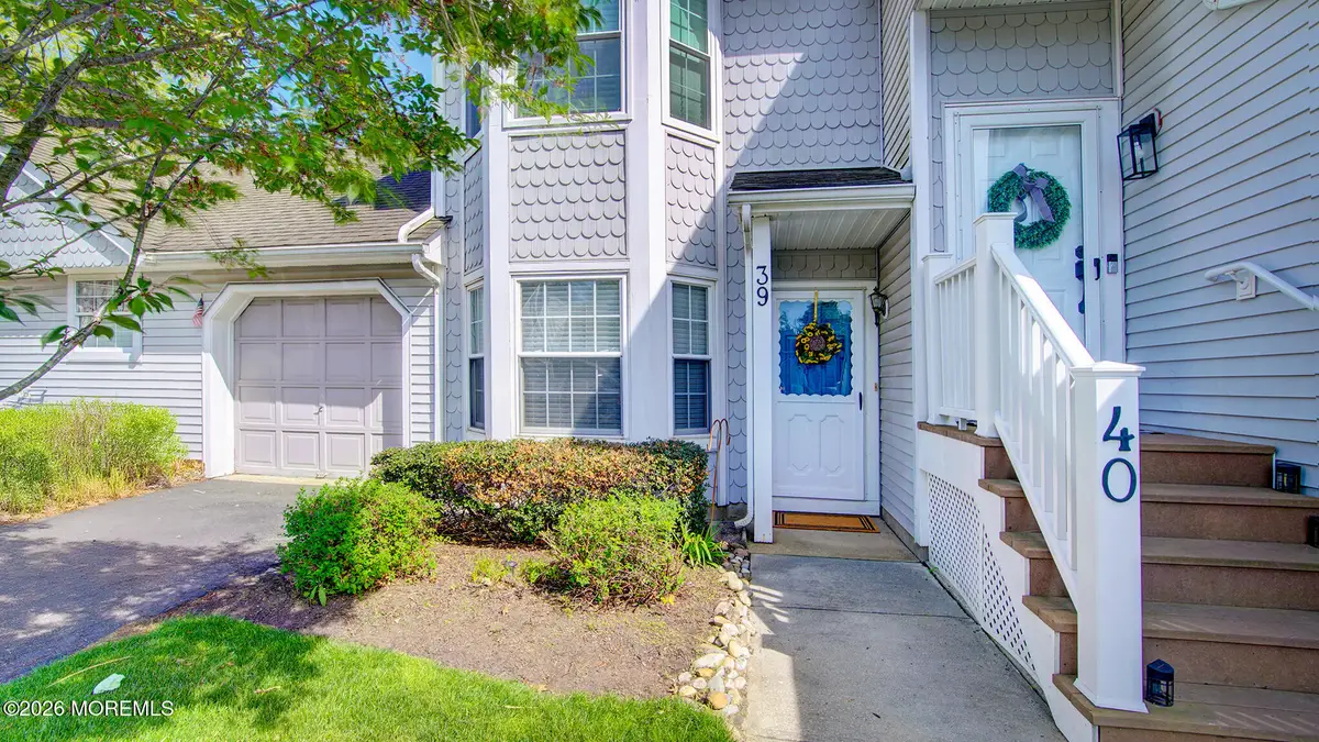 39 Poplar Place, Freehold, NJ 07728 - #1