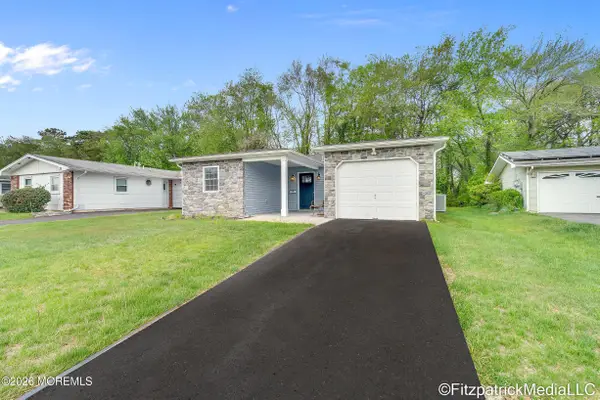 35 Markham Road, Brick, NJ 08724