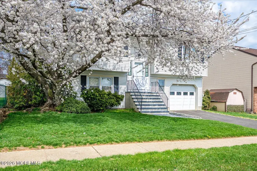 864 Malden Drive, Cliffwood Beach, NJ 07735 - #3