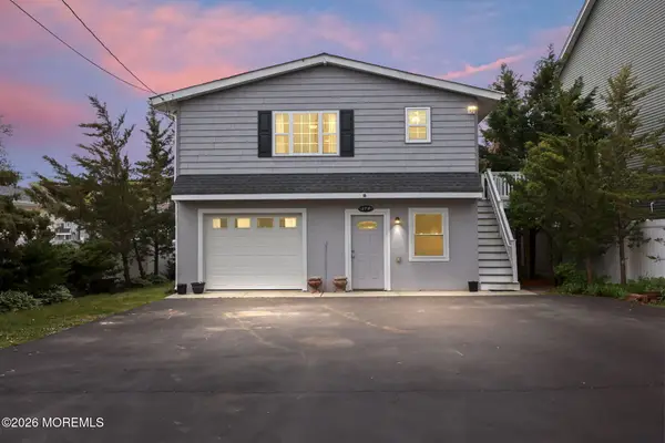 27 Lenape Trail, Brick, NJ 08724