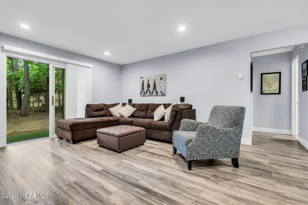 87 Arrowood Road #E, Manalapan, NJ 07726