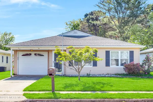 74 Lions Head Boulevard, Brick, NJ 08724