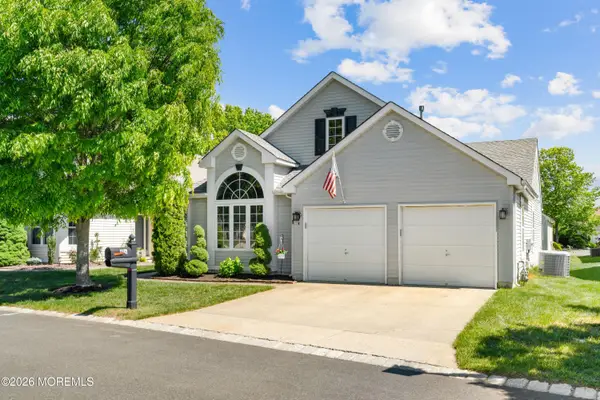 9 Eaton Court, Jackson, NJ 08527