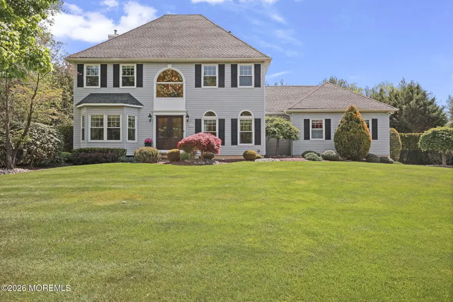 5 Mohegan Road, Freehold, NJ 07728 - #2