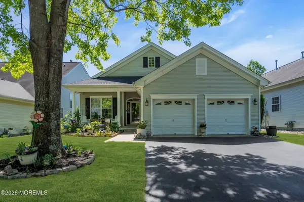 53 Silverside Road, Lakewood, NJ 08701