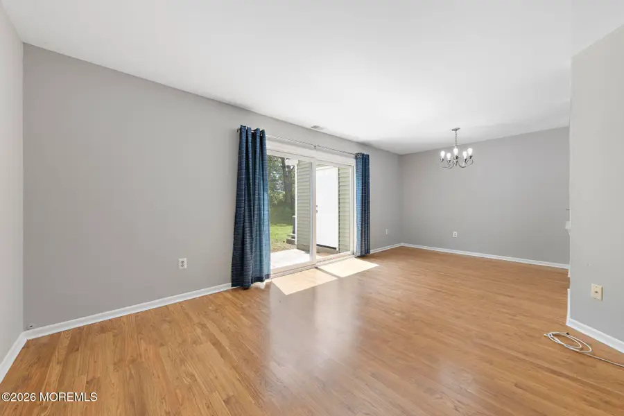 39 Oak Lane, Eatontown, NJ 07724 - #2