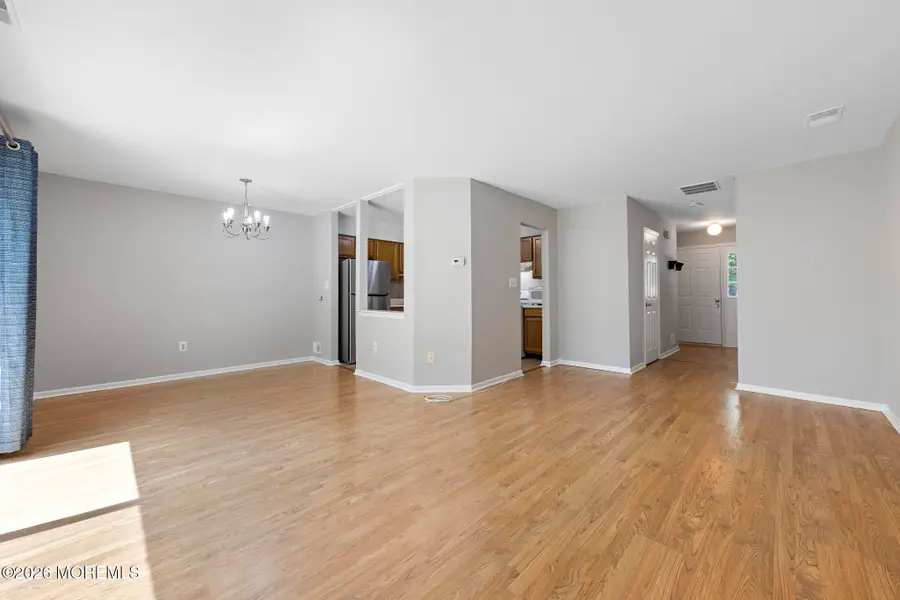 39 Oak Lane, Eatontown, NJ 07724 - #3