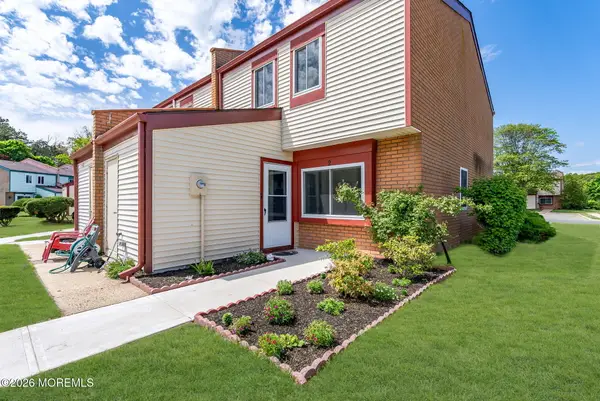 2 Foxwood Court, Brick, NJ 08724