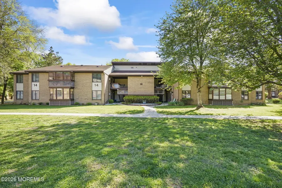 14 Pine Cluster Circle #D, Manalapan, NJ 07726 - #2