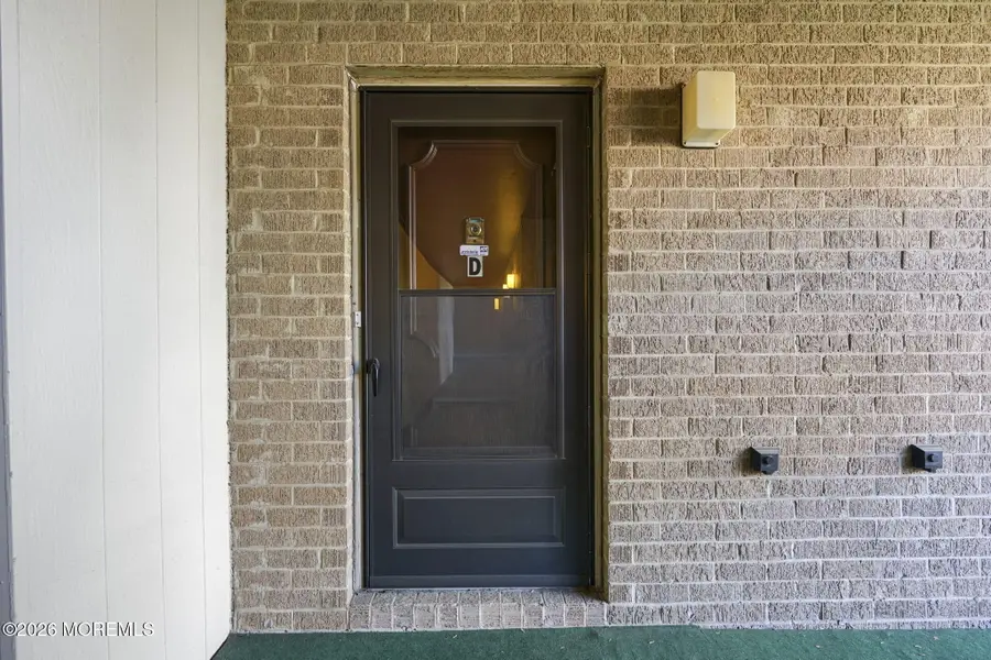 14 Pine Cluster Circle #D, Manalapan, NJ 07726 - #3