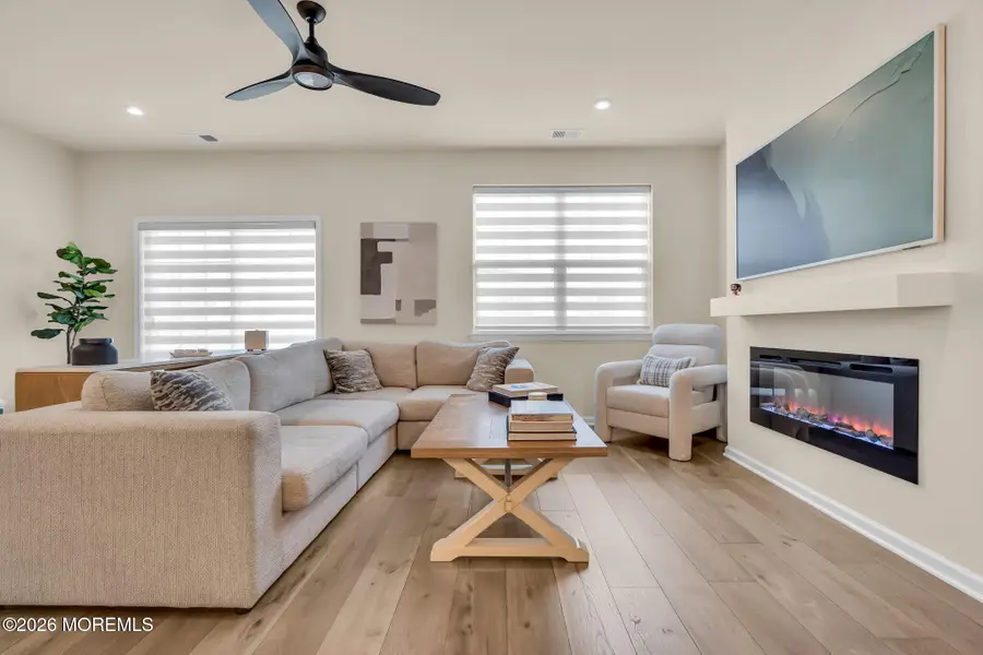 27 Chapel Lane, Neptune, NJ 07753 - #3