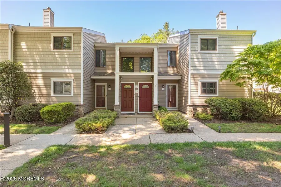 13 Elizabeth Court, Tinton Falls, NJ 07724 - #2