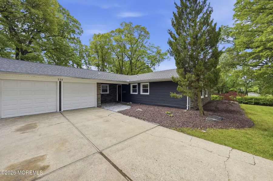 234 Lloyd Road, Aberdeen, NJ 07747 - #3