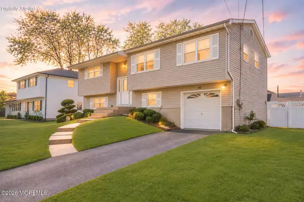 52 Cresci Boulevard, Hazlet, NJ 07730