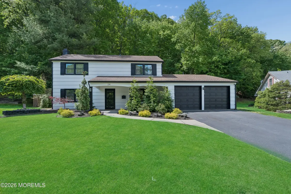 24 Jubilee Circle, Aberdeen, NJ 07747 - #1