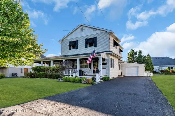 23 Valentine Street, Monmouth Beach, NJ 07750