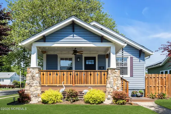 31 Windsor Court, Neptune City, NJ 07753