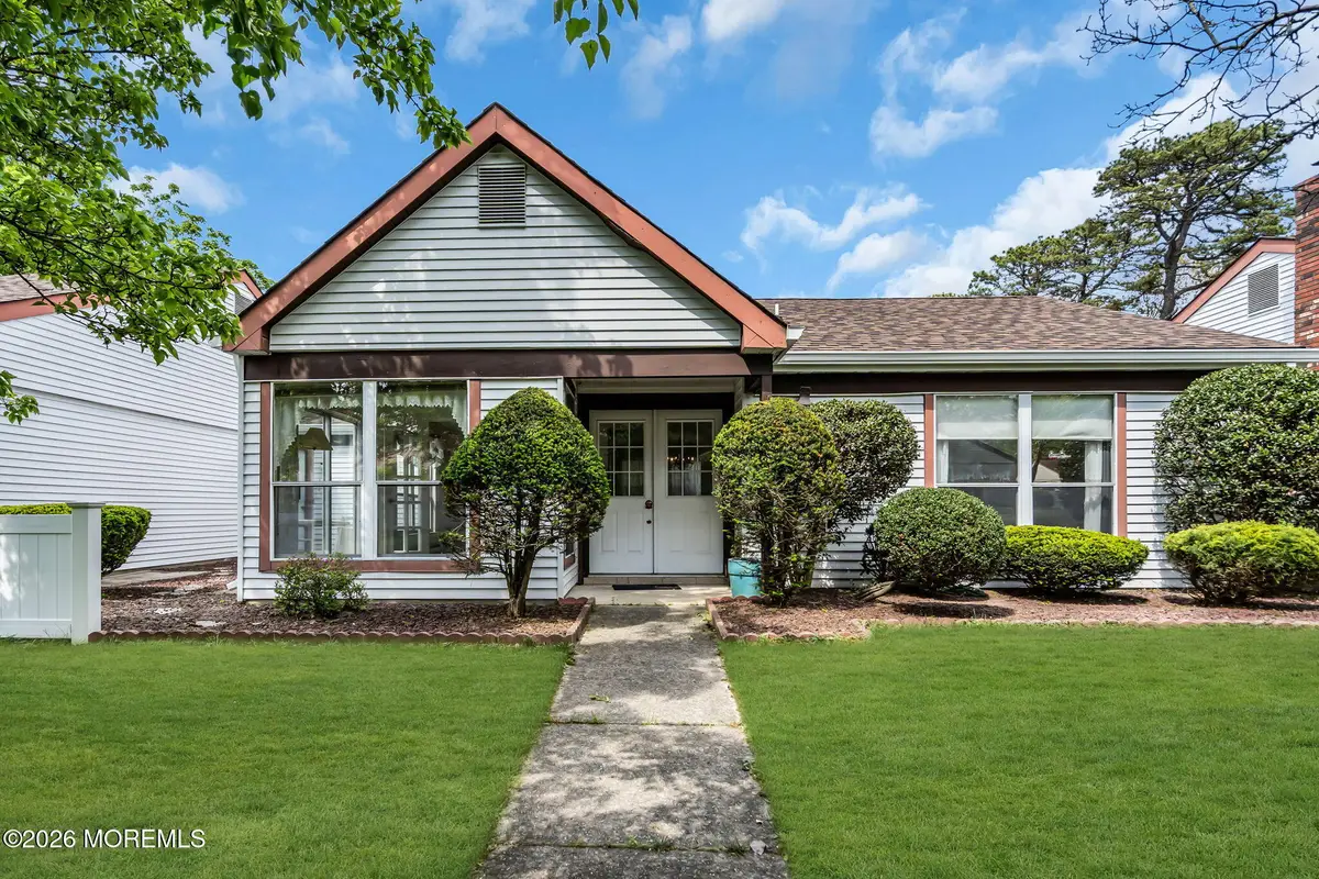815B Liverpool Circle, Manchester, NJ 08759 - #1