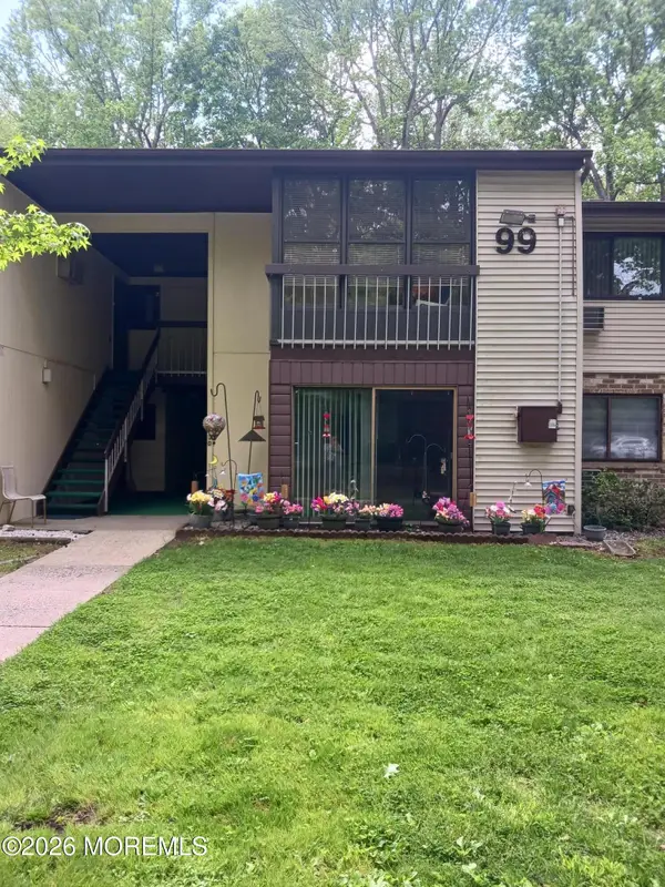 99 Arrowood Road #J, Manalapan, NJ 07726