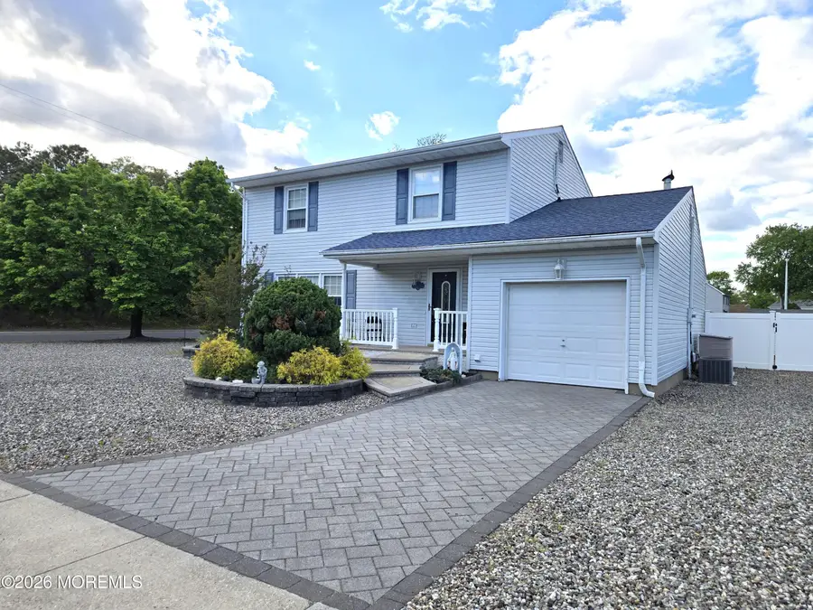 300 Pennington Court, Toms River, NJ 08753 - #2