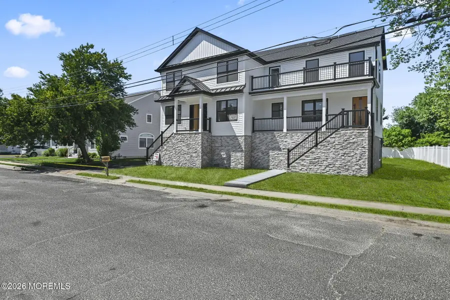 709 Howe Street, Point Pleasant, NJ 08742 - #3