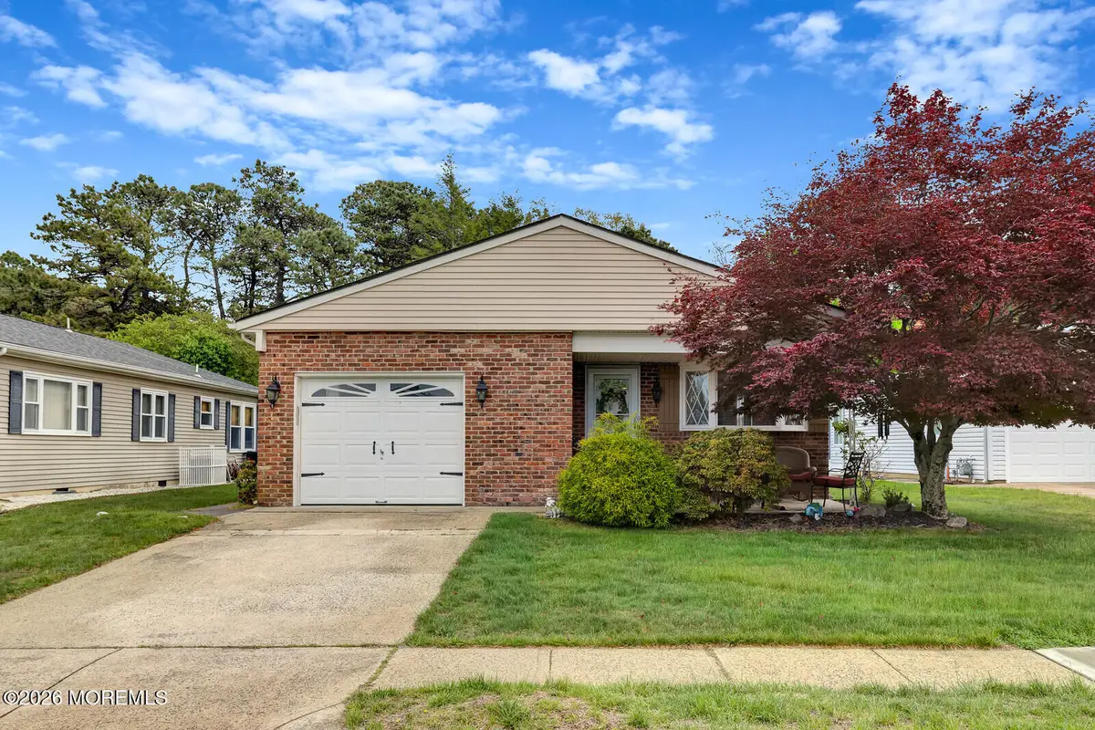 195 Cabrillo Boulevard, Toms River, NJ 08757 - #1