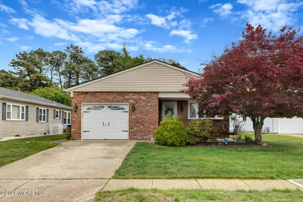 195 Cabrillo Boulevard, Toms River, NJ 08757