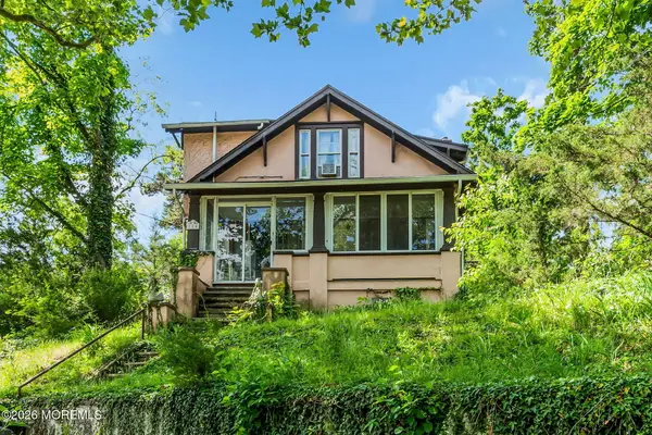 110 Lake Drive, Lakewood, NJ 08701