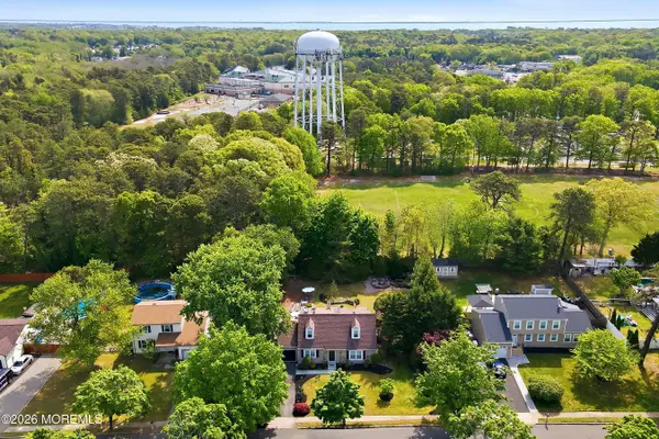 28 Westwood Drive, Bayville, NJ 08721