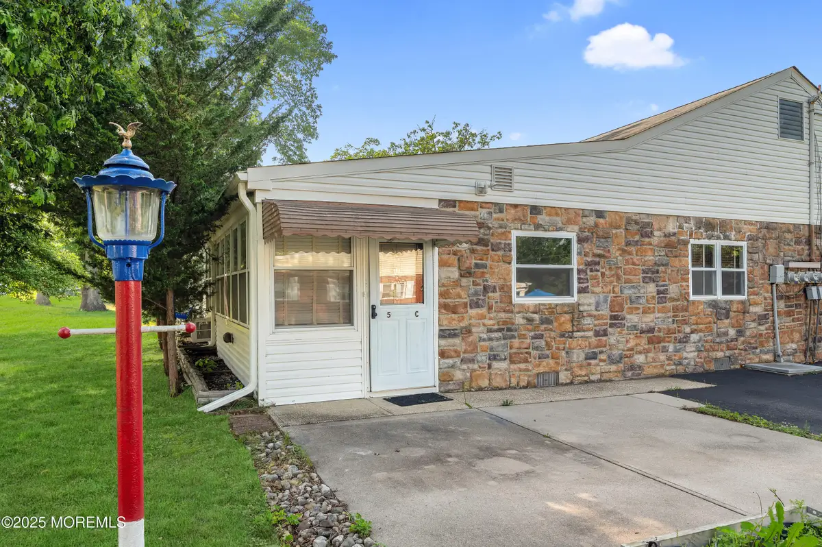 5 Chestnut Street #C, Toms River, NJ 08757 - #1