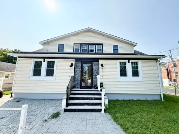 73 Laurence Parkway, Laurence Harbor, NJ 08879