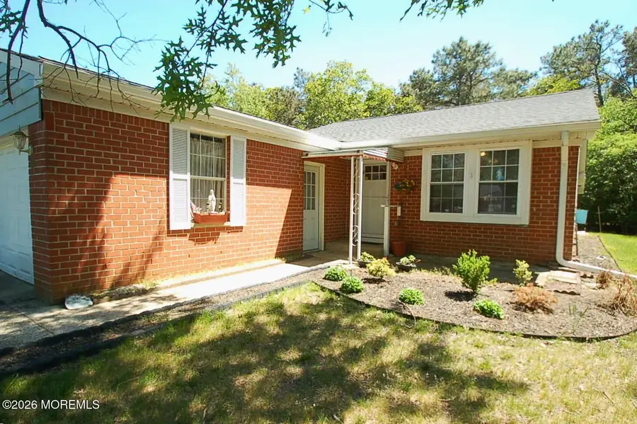 8 Revere Court, Whiting, NJ 08759 - #2