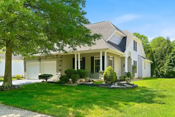 8 Magnolia Court, Ocean Twp, NJ 07712