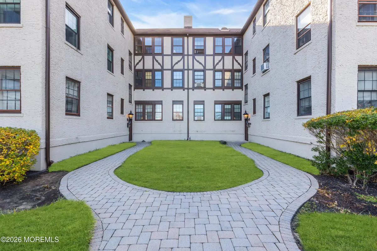 17 Leroy Place #2B, Red Bank, NJ 07701 - #1