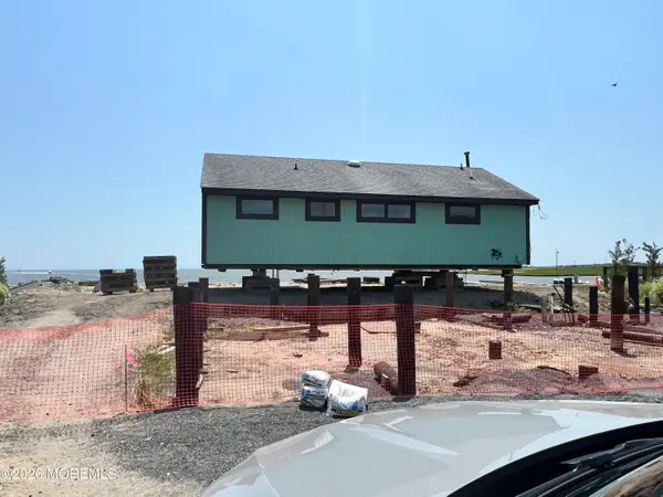 48 Parker Road, Tuckerton, NJ 08087