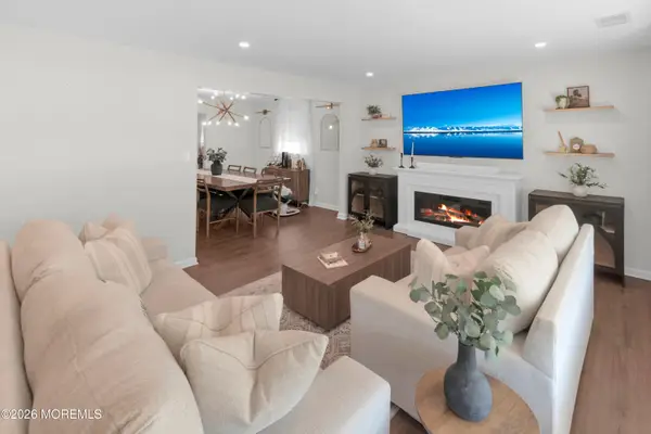 35 Furman Avenue, Sayreville, NJ 08872