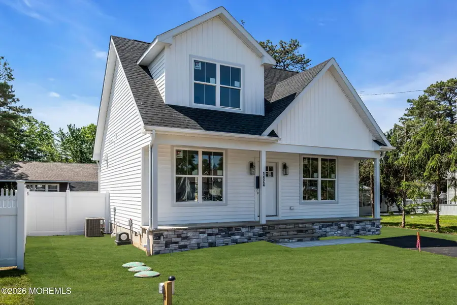 1424 Eighth Avenue, Toms River, NJ 08757 - #2