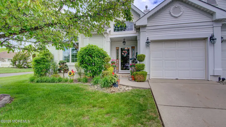 1 Kingston Court, Monroe, NJ 08831 - #2